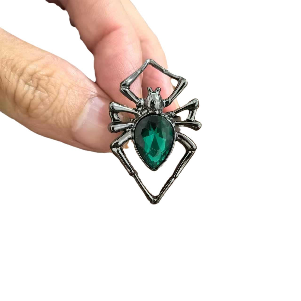 Wholesale Zinc Alloy  Ring Retro Hollow Gemstone  Fashion Jewelry