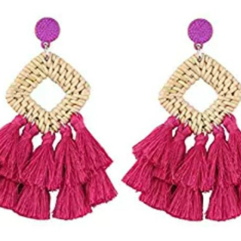 Wholesale Bohemian Handwoven Wood Tassel Earrings,  Trendy Fashion Accessory for Resale