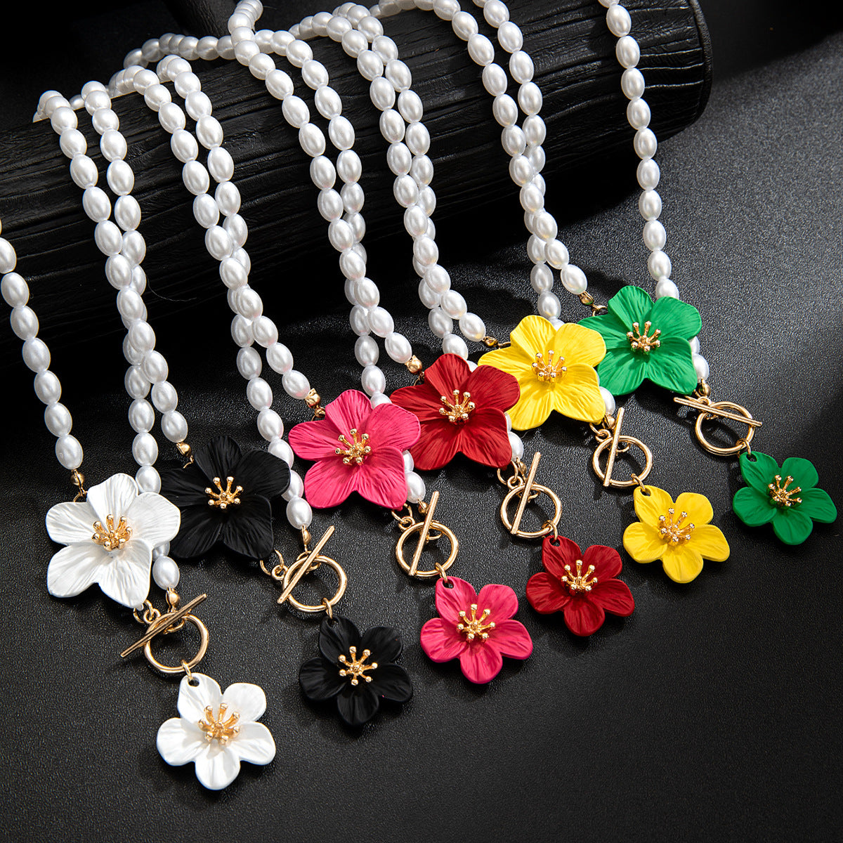 Wholesale Three-dimensional Flower OTbuckle Chain  Necklace