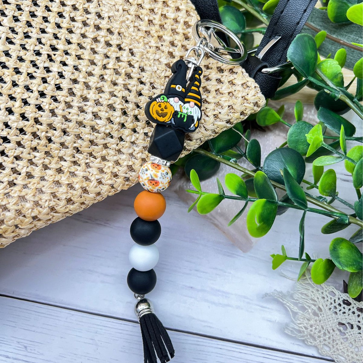 Wholesale   Ghost Pumpkin Car Beaded Tassel Charm Keychain,  Decorative Bag Hanger for Party Gift Boutique