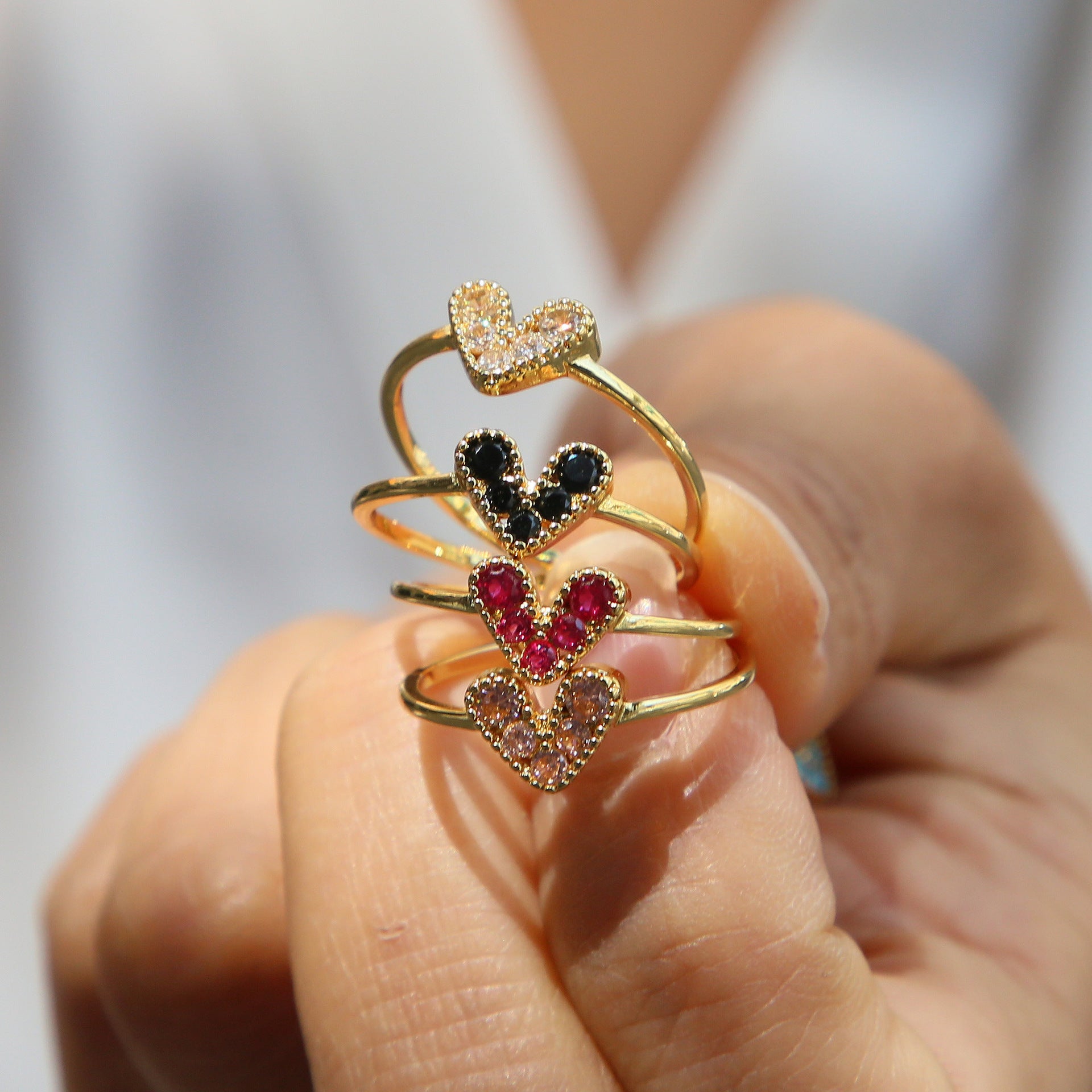 Wholesale  Popular Brass 18K Gold-Plated Real Gold Color Zirconium Heart-Shaped Open Women's Ring