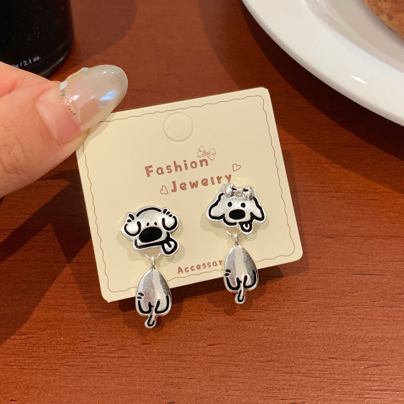 Wholesale Cartoon cute star line puppy cat earrings female silver needle design sweet earrings