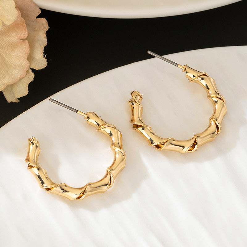 Wholesale Geometric Twisted Metal Texture Large Circle Earrings