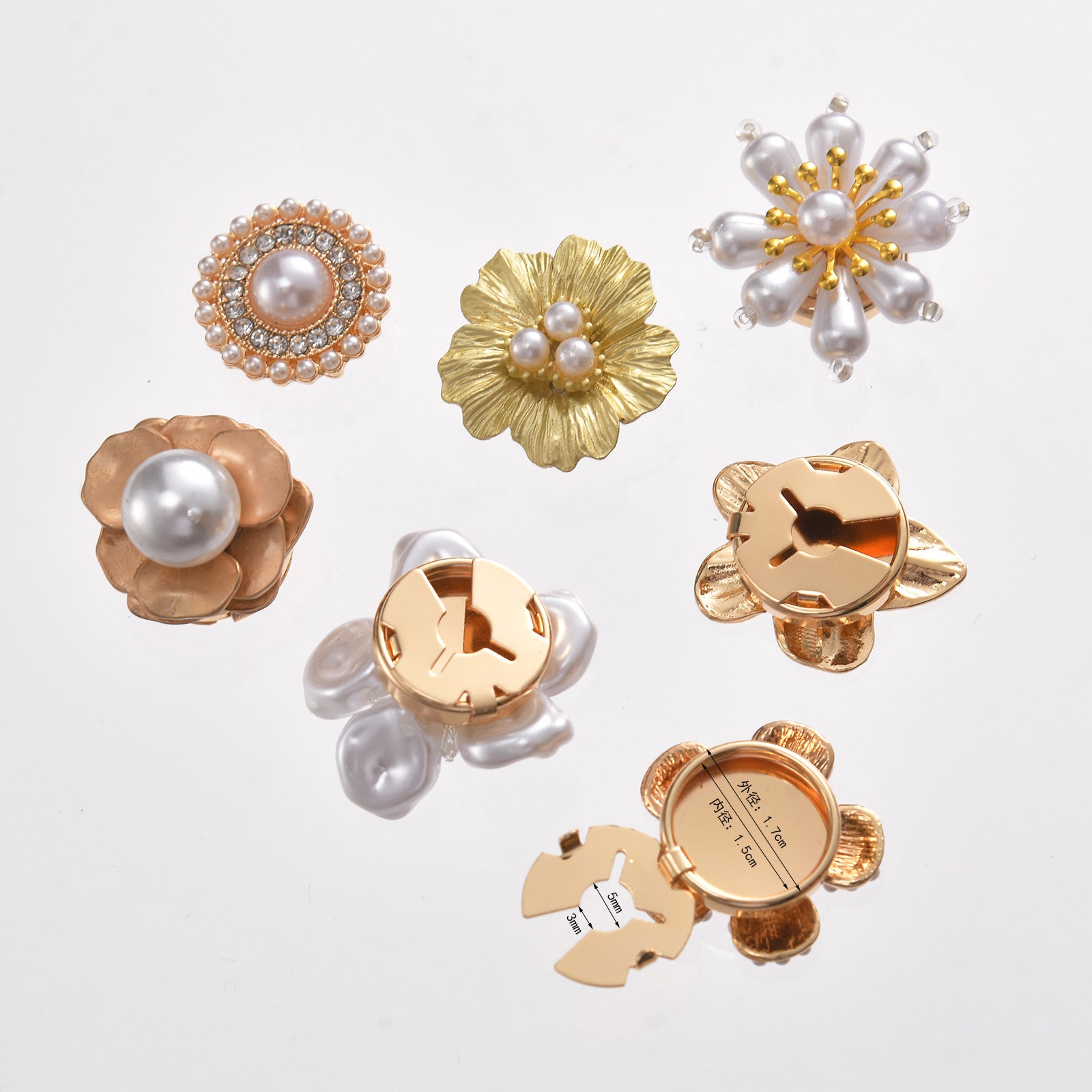 Wholesale Metal cufflinks with cubic zirconia and artificial pearl flower design