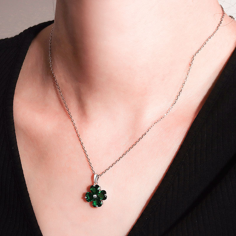 Wholesale Love Heart Four-Leaf Clover S925 Sterling Silver Clavicle Chain with Zircon – Fashion Accessory for Women