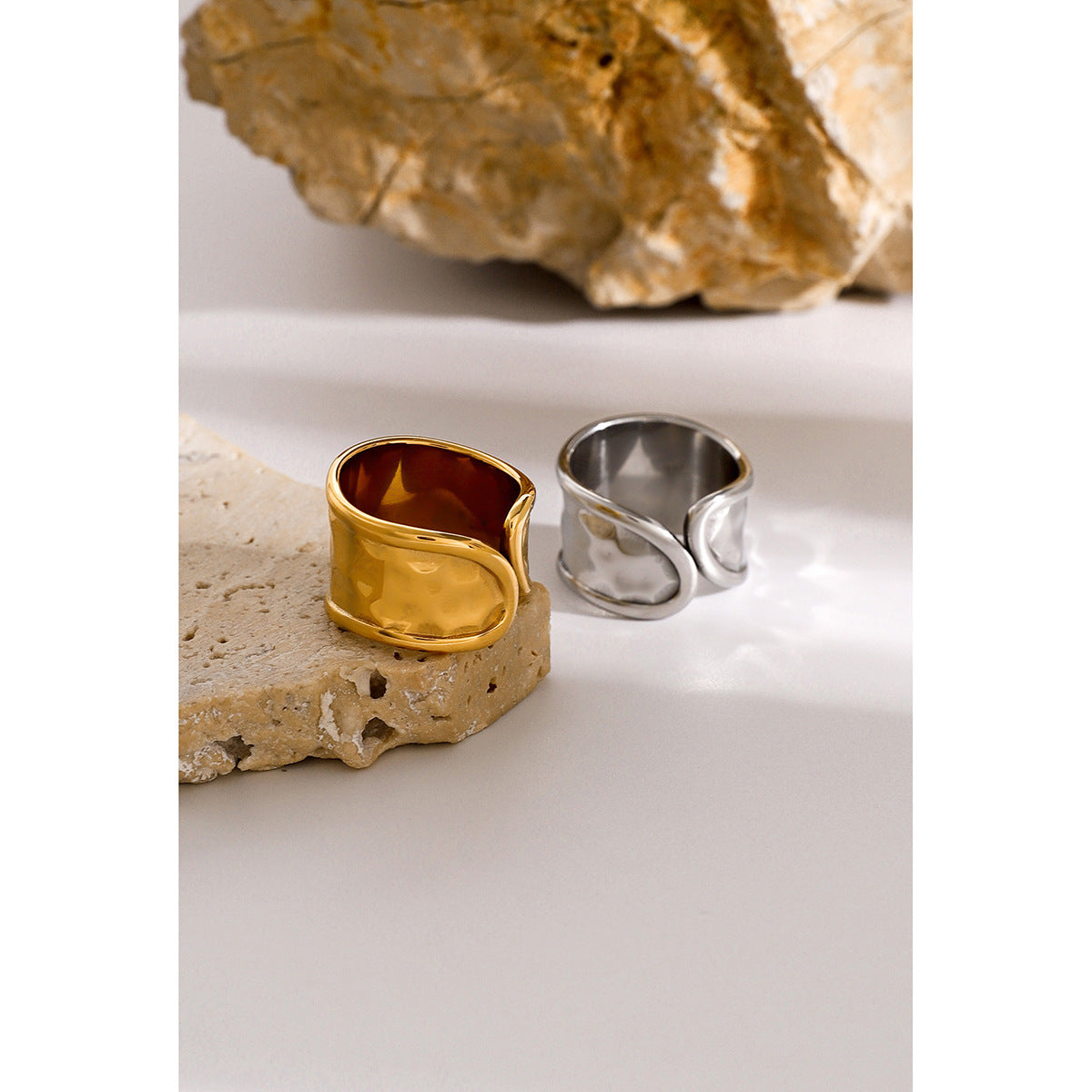 Wholesale  all-match non-fading 18k gold stainless steel hammered asymmetric open ring