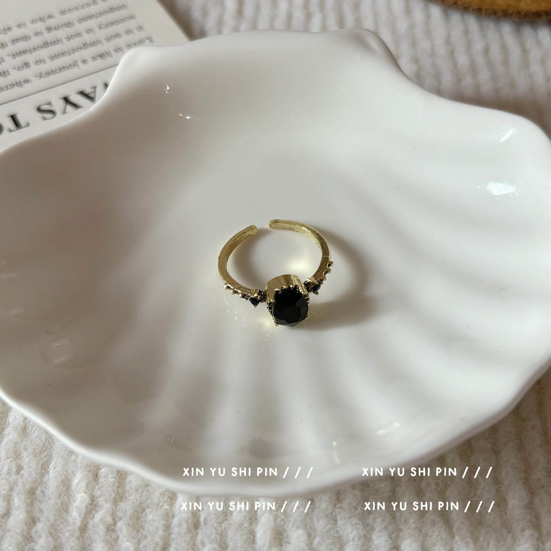 Wholesale Vintage Distressed Hollow Butterfly Ring