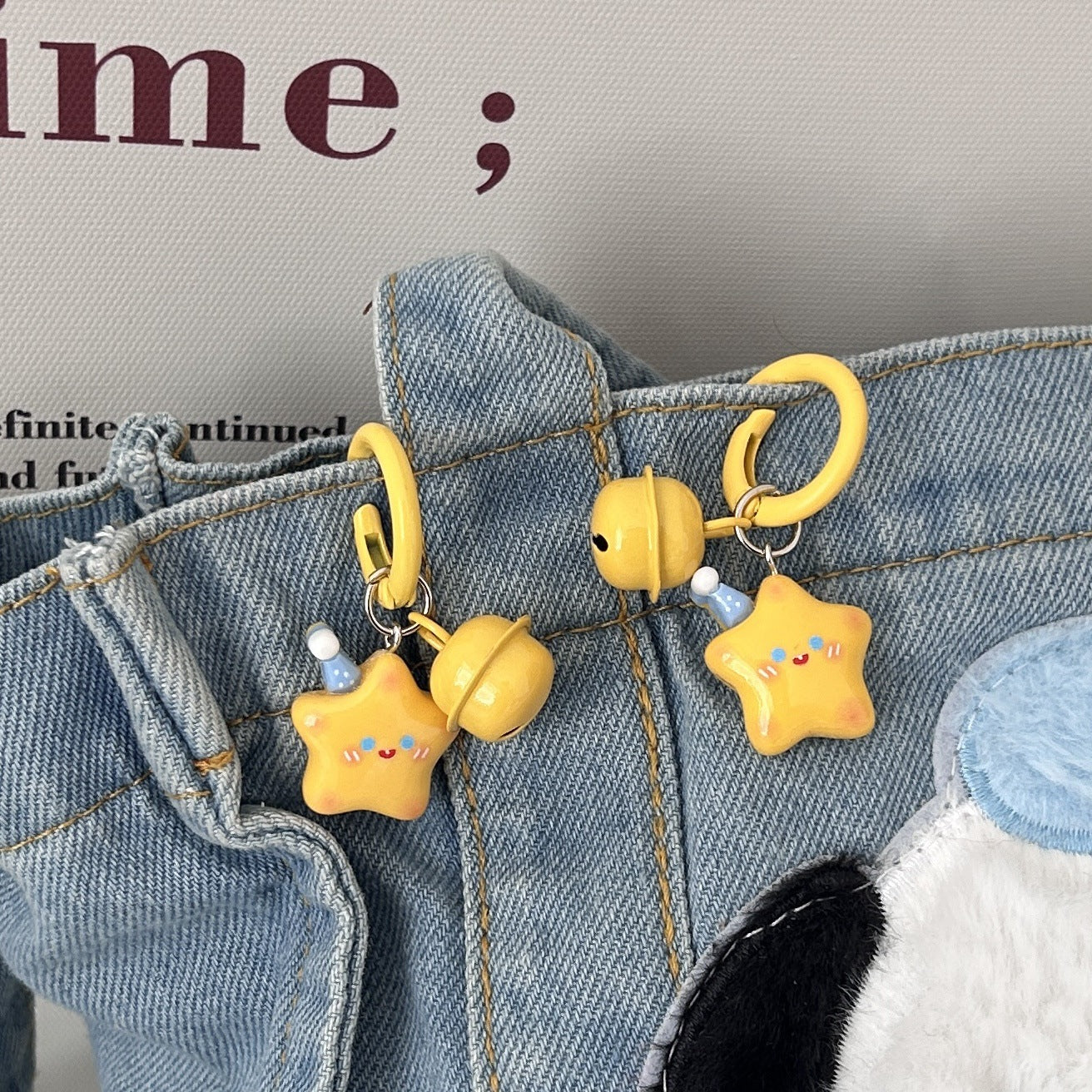Wholesale Cute Hat Star Bell Keychain