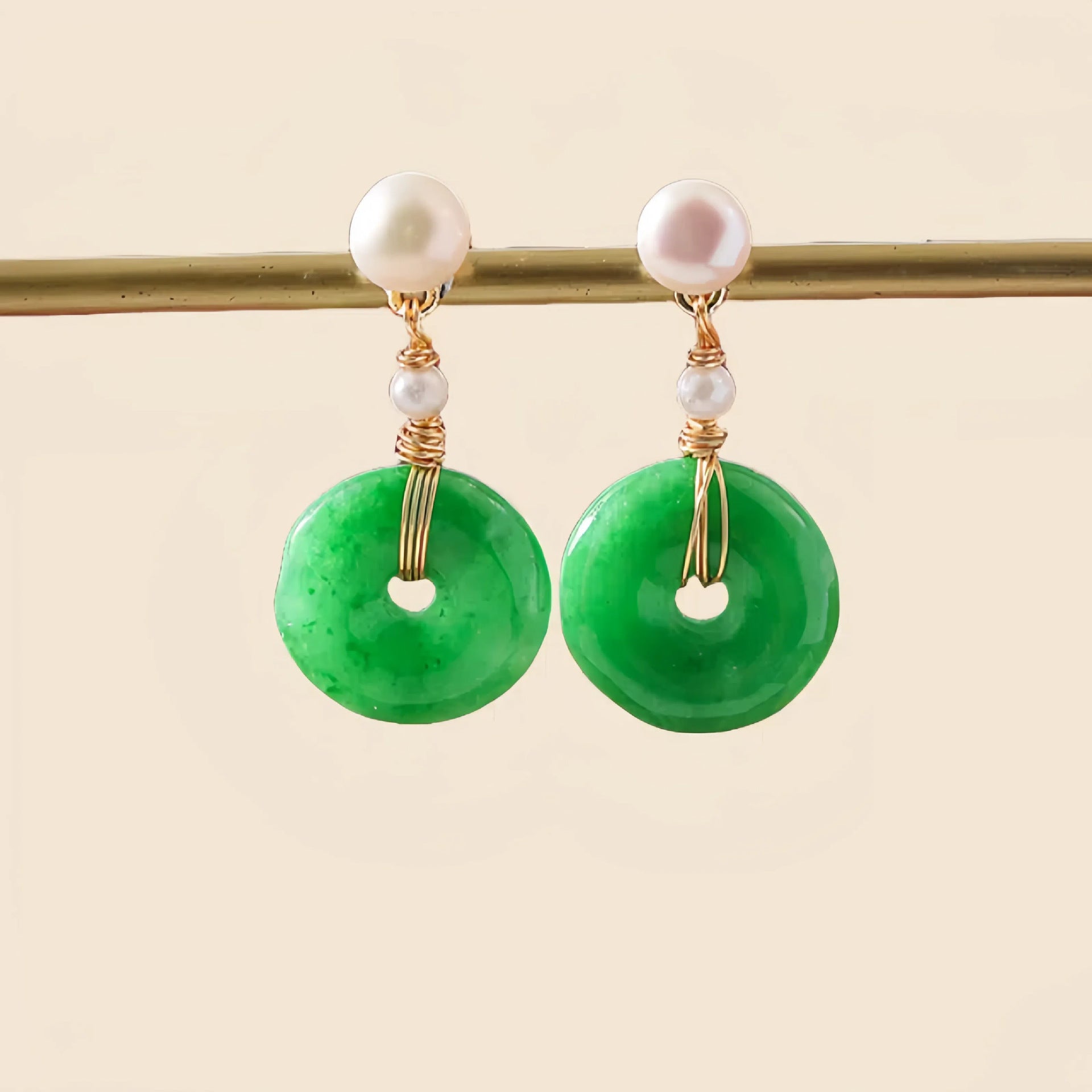 Wholesale  Jade Earrings  Natural Pearl Earrings