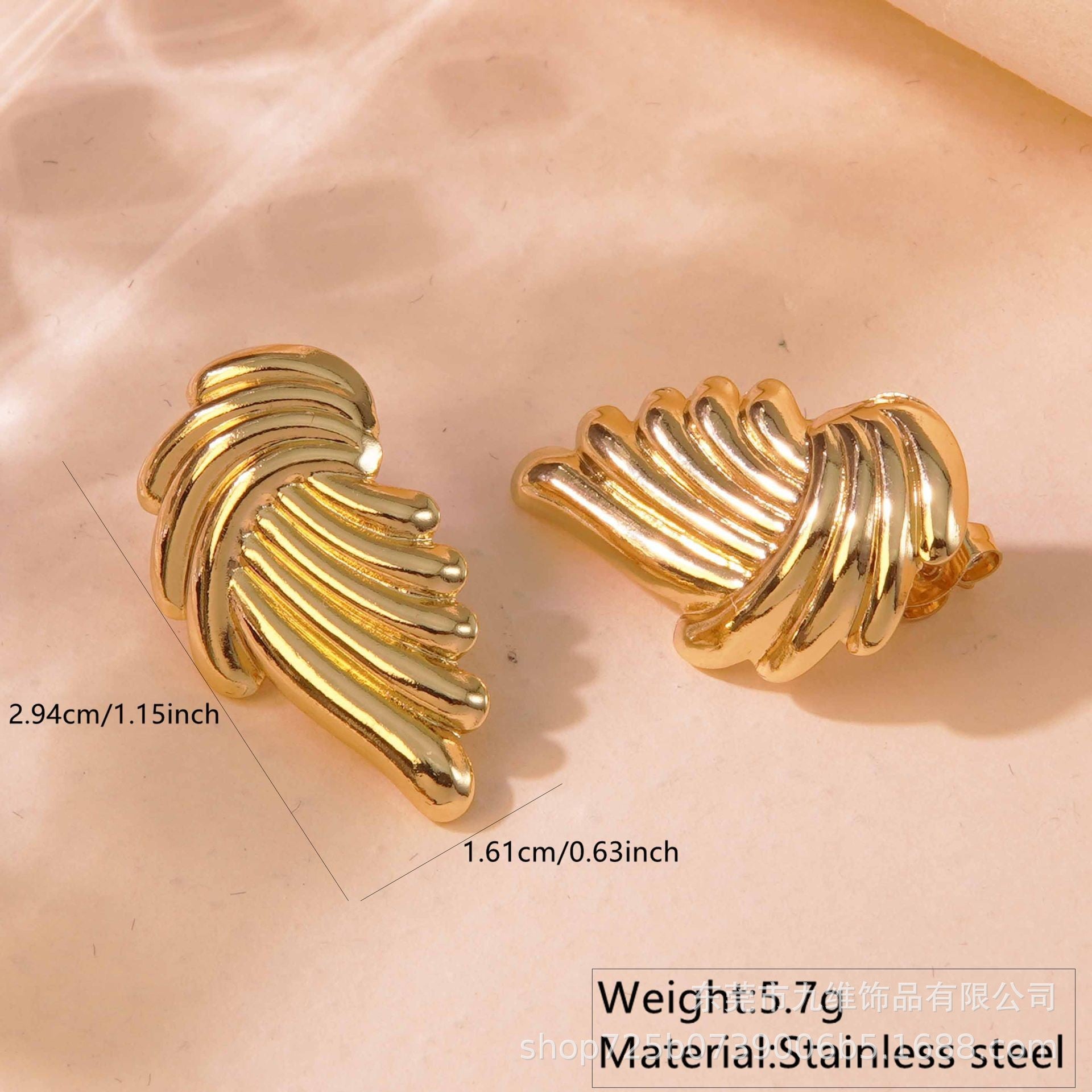 Wholesale light luxury  exaggerated earrings geometric stainless steelearrings