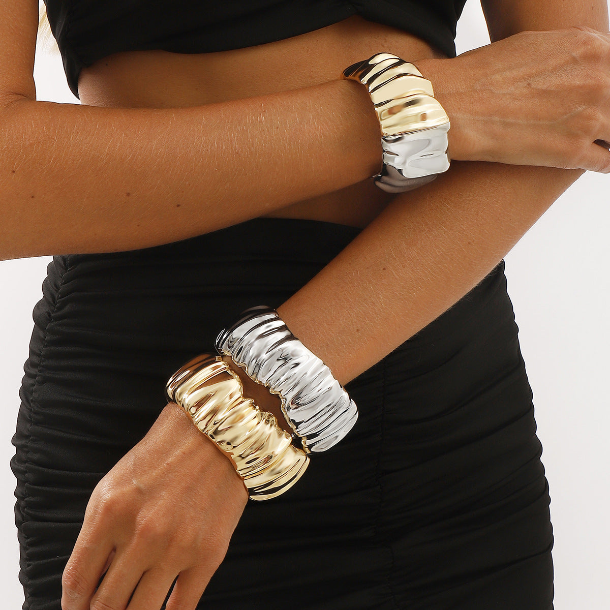 Wholesale Irregular Pleated Circular Wide Bracelet