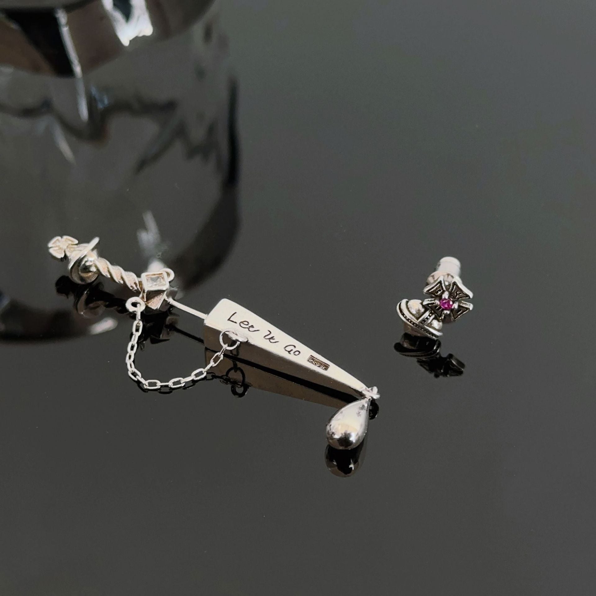 Wholesale Personalized Long Swords Silver Plated Earrings