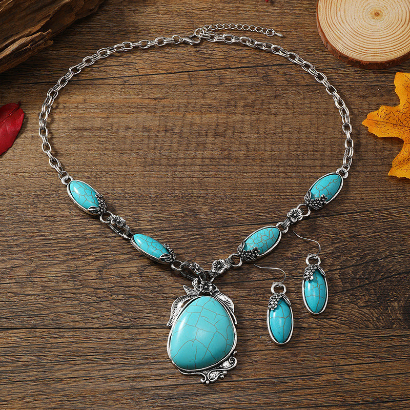 Wholesale Bohemian Ethnic Style Turquoise Head Personalized Short Necklace