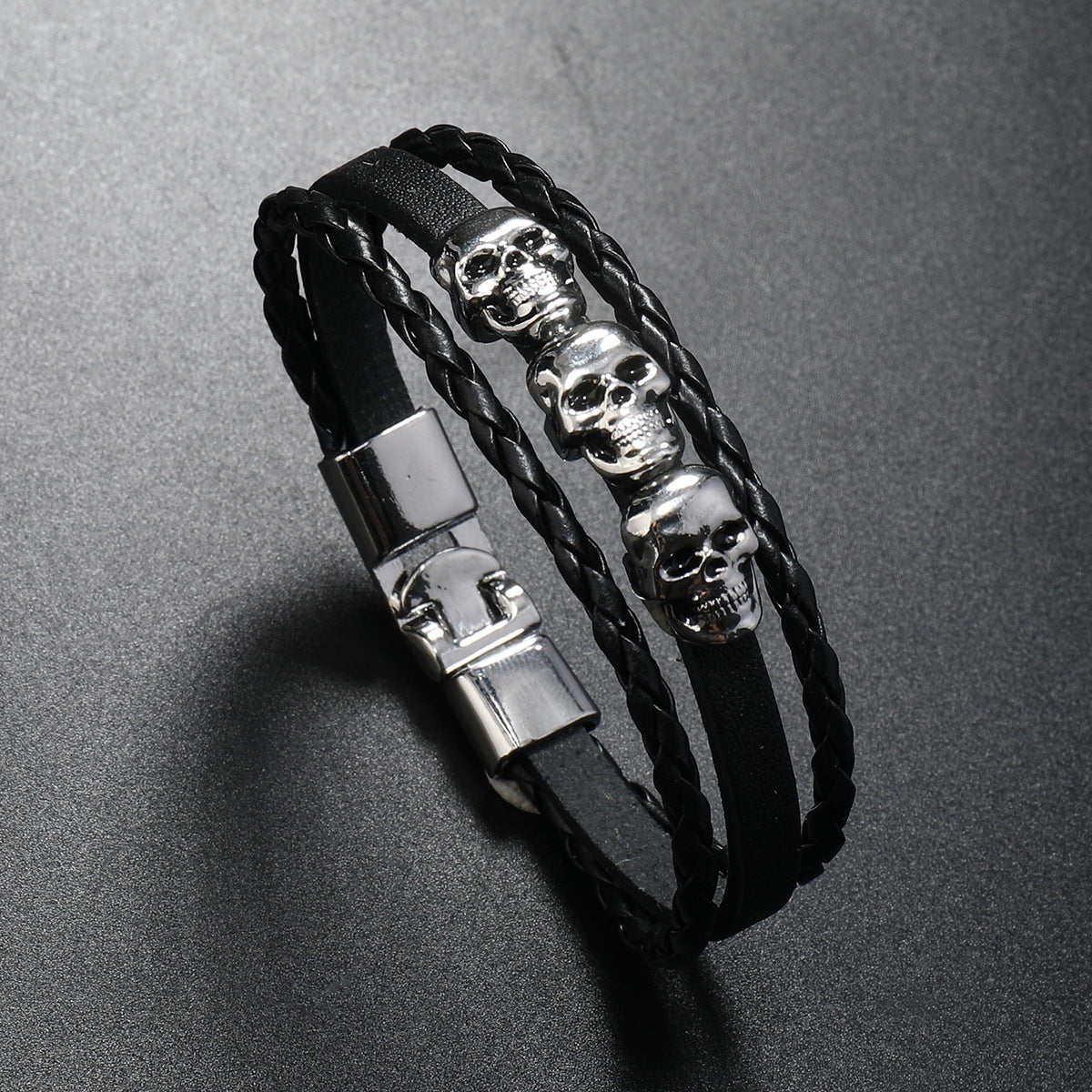 Wholesale Alloy Skull Bracelet Vintage Hand-woven Cowhide Bracelet
