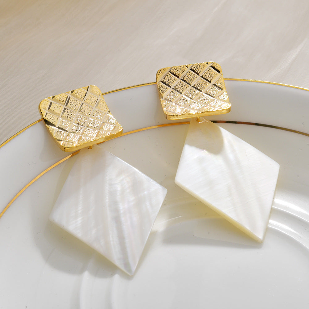 Wholesale Shell earrings round mosaic geometric earrings