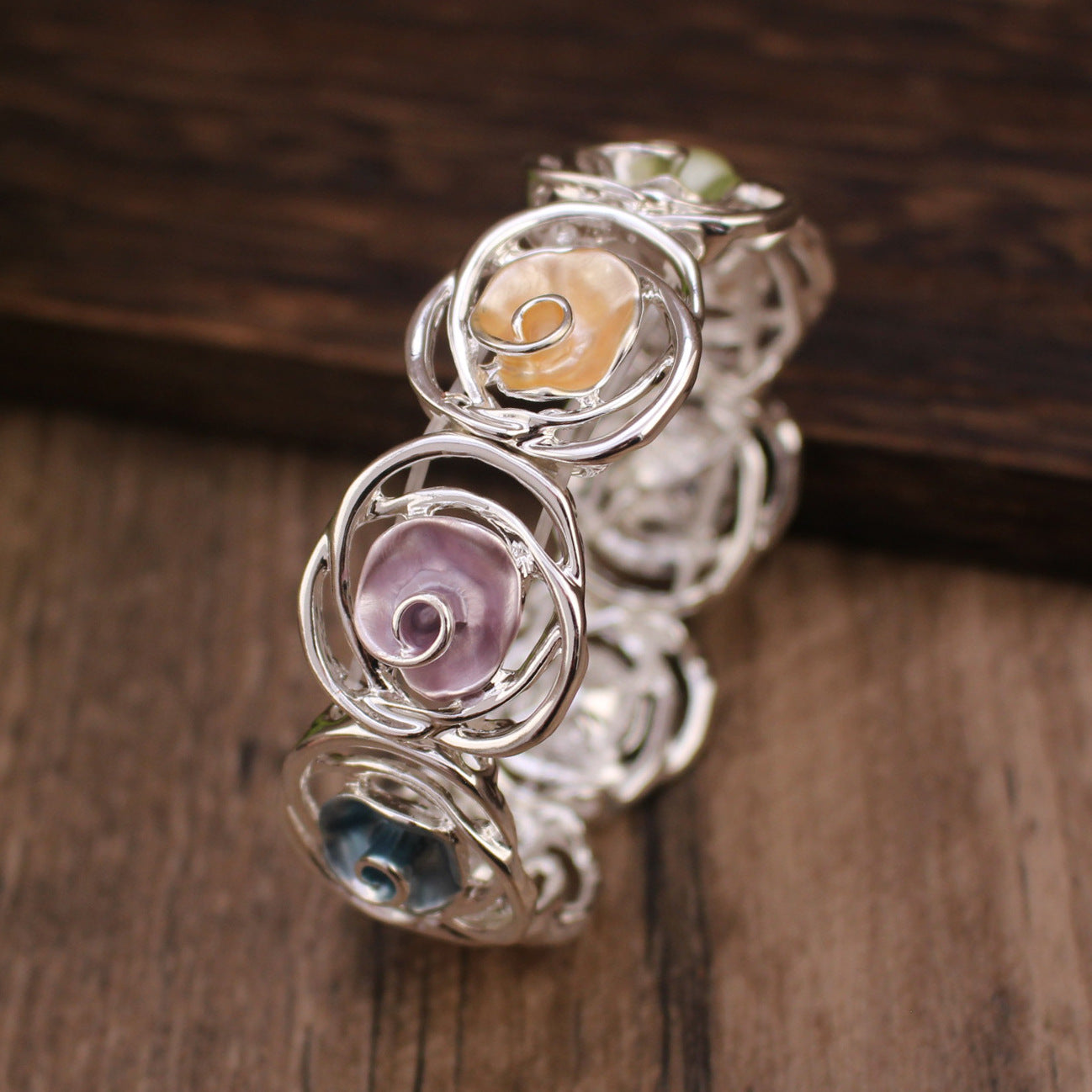 Wholesale Rose Alloy Bracelet Elastic Band  Colorful Hollow Out Rose Flower Bracelet