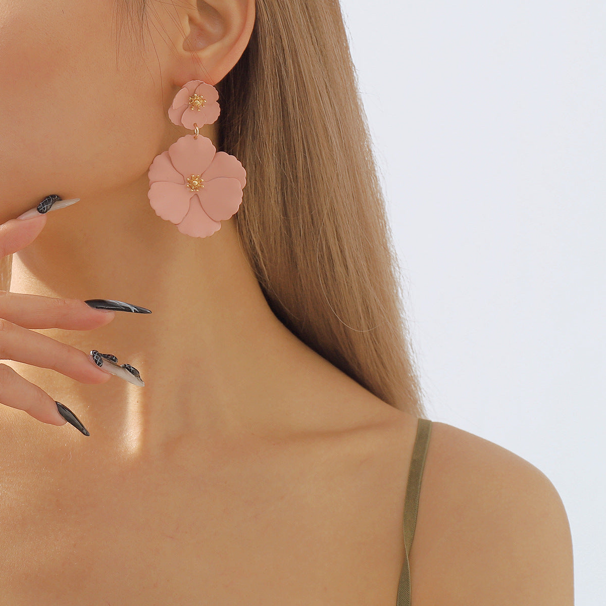 Wholesale  Fashion size flower long earrings  classic flower earrings