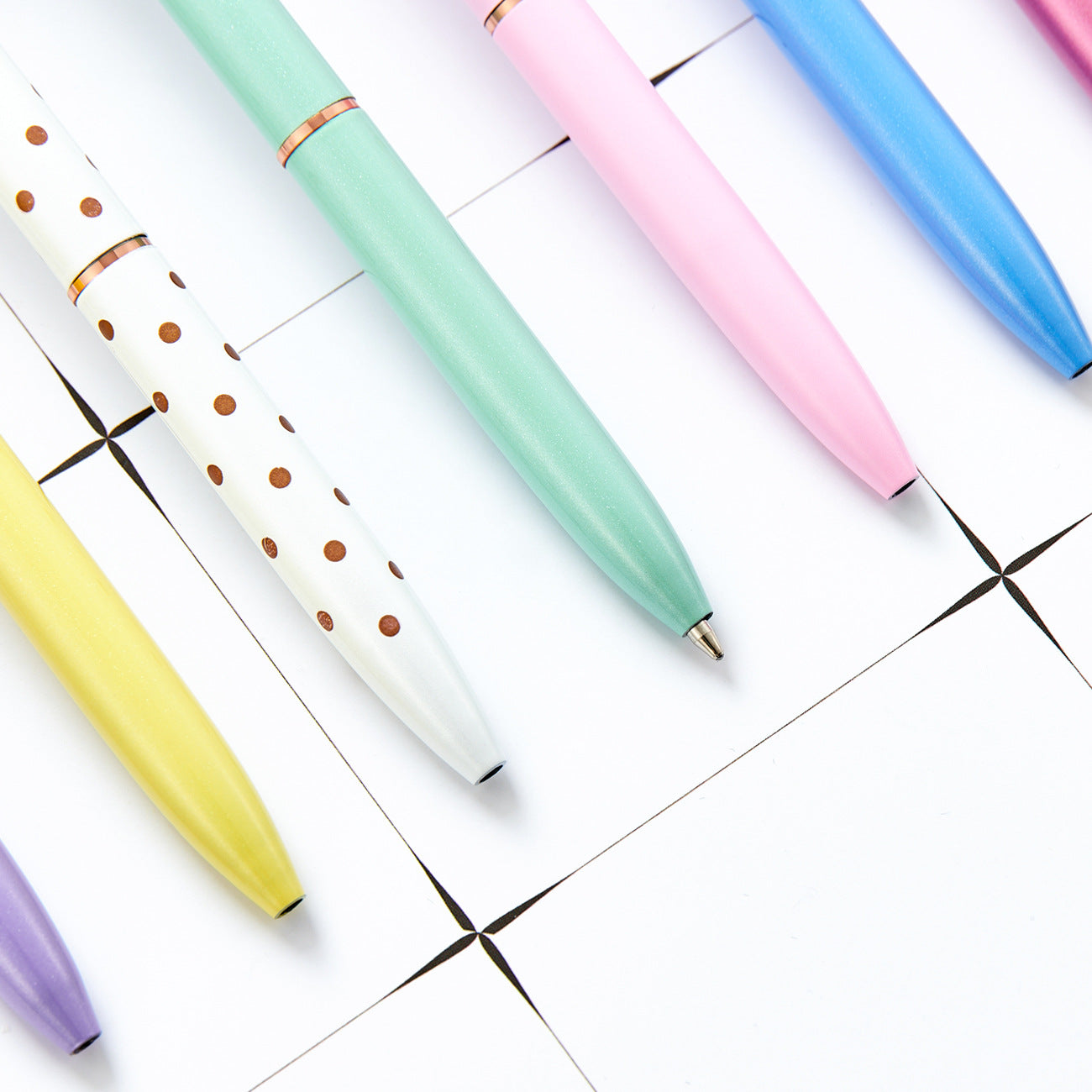 Wholesale Creative love ballpoint pen