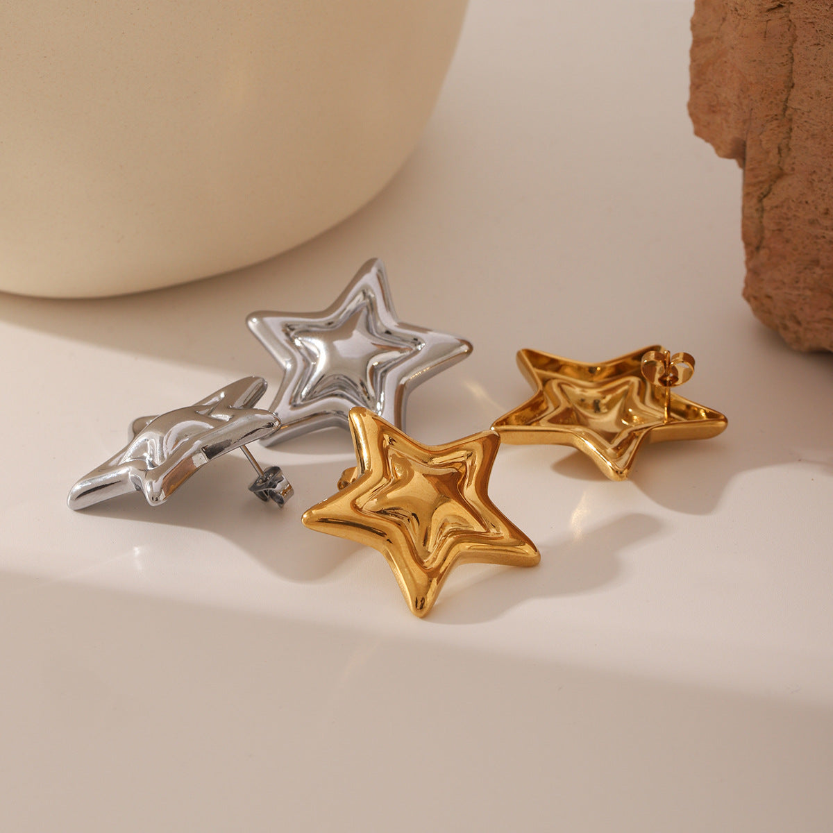 Wholesale  Stainless steel Gold and Silver Color-matching Five-pointed Star Earrings