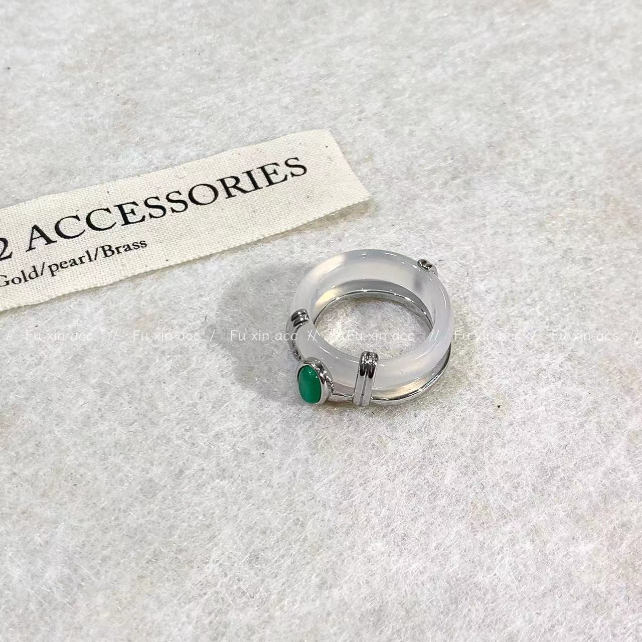 Wholesale Green Cat's Eye White Chalcedony Ring
