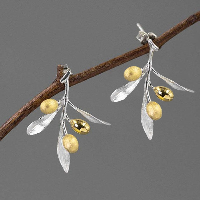 Wholesale  two-color lily earrings ladies fashion elegant flower earrings jewelry