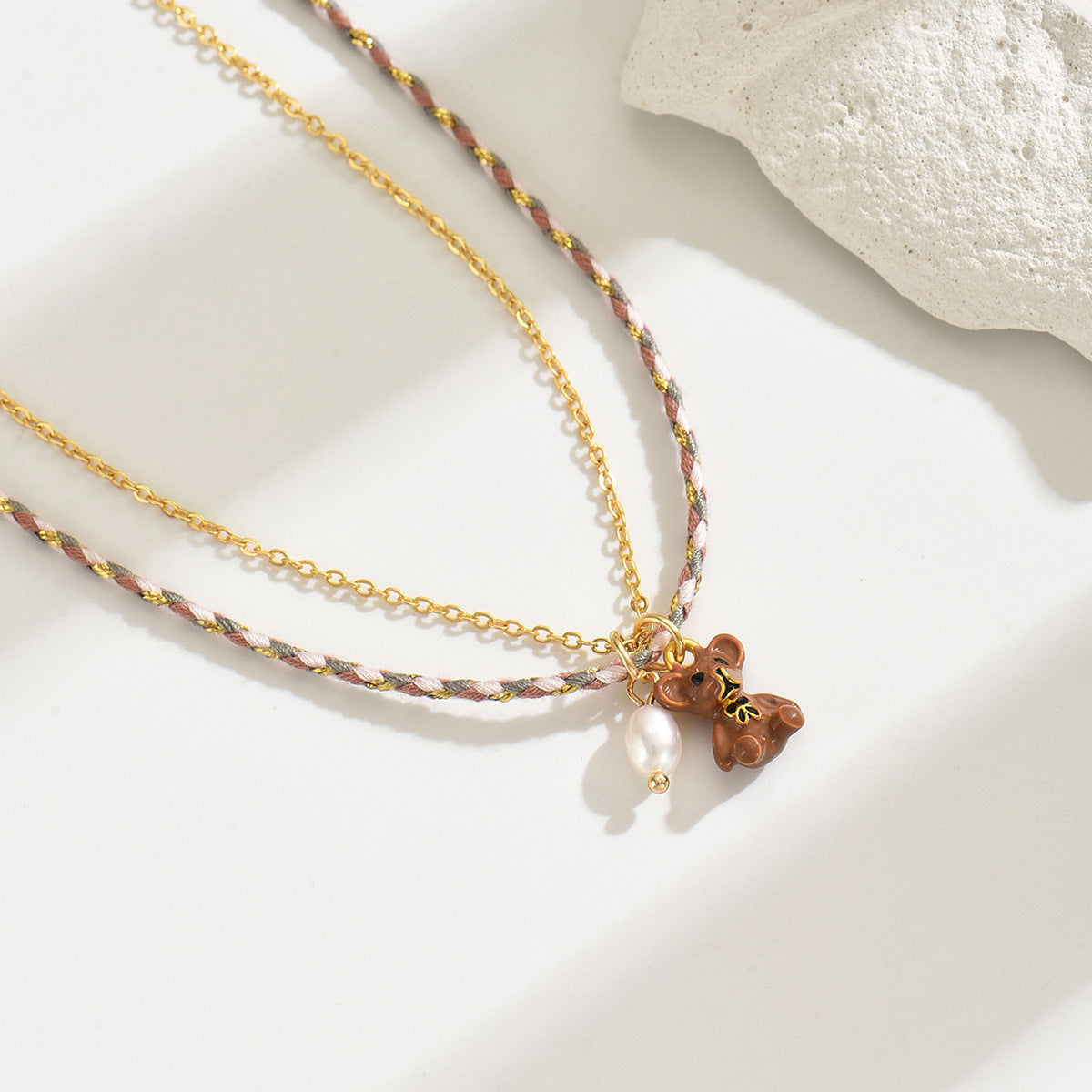 Wholesale  Fashion Copper Plated Gold Enamel Pendant Bear Necklace