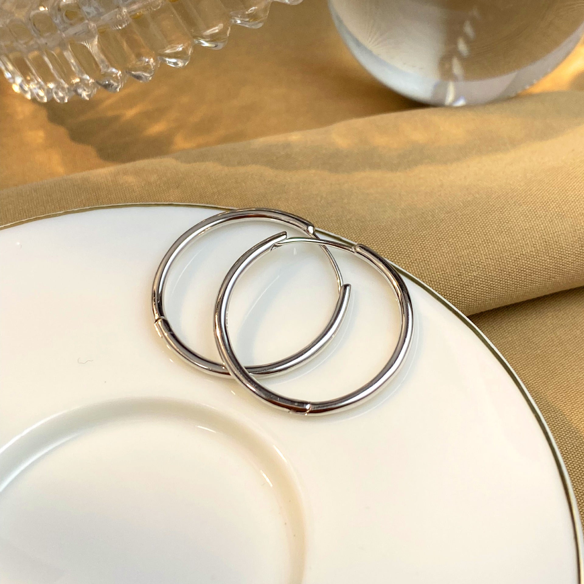 Wholesale Metal style minimalist s925 sterling silver earrings