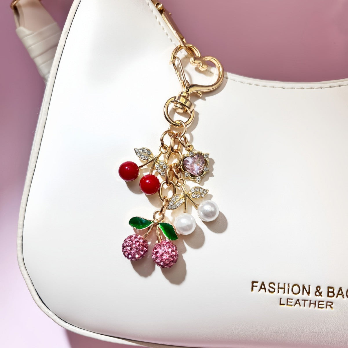 Wholesale Fully rhinestone cherry light luxury fashion pendant high-value alloy chain