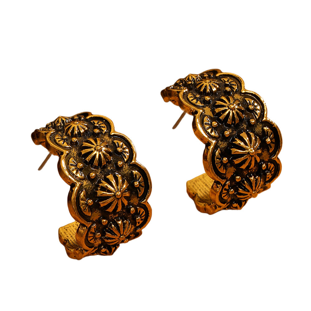 Wholesale Bohemian Ethnic Design Women S Earrings Retro Lace Floral Pattern In Antique Gold Stylish Fashion Accessory