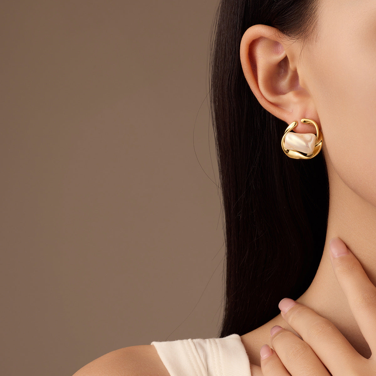 Wholesale Titanium Steel Irregular Geometric Pearl Light Luxury Earrings