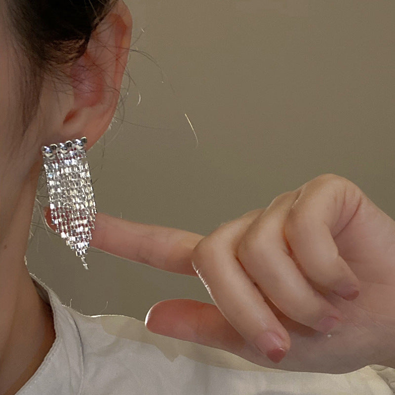 Wholesale Silver needle  love tassel earrings