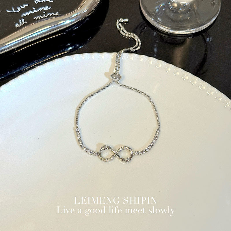 Wholesale  Saturn Zircon Twisted Love Bear Bracelet