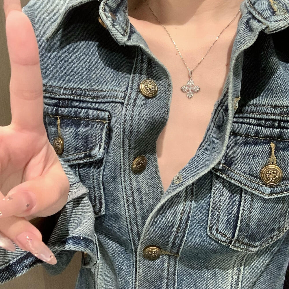 Wholesale Cross Necklace Light Luxury Clavicle Chain