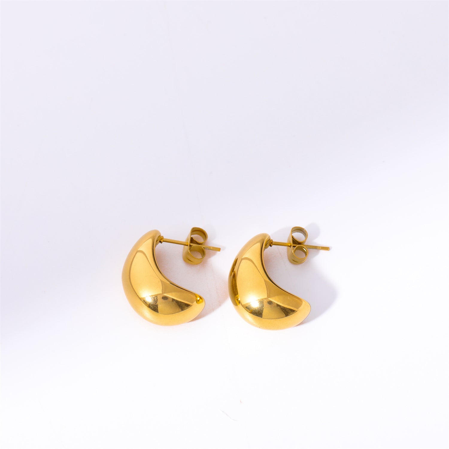 Wholesale 18k Gold Plated Titanium Steel C-shaped Earrings