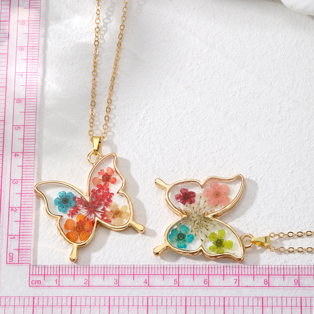 Wholesale Resin Dried Flower Butterfly Pendant Necklace Boutique Resale