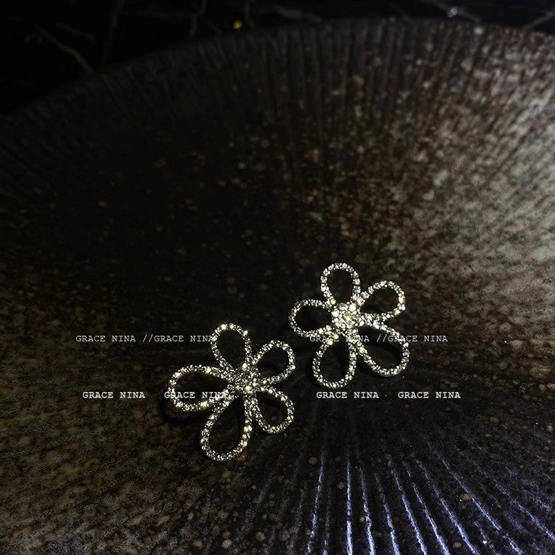 Wholesale  Flash Diamond Luxury Earrings