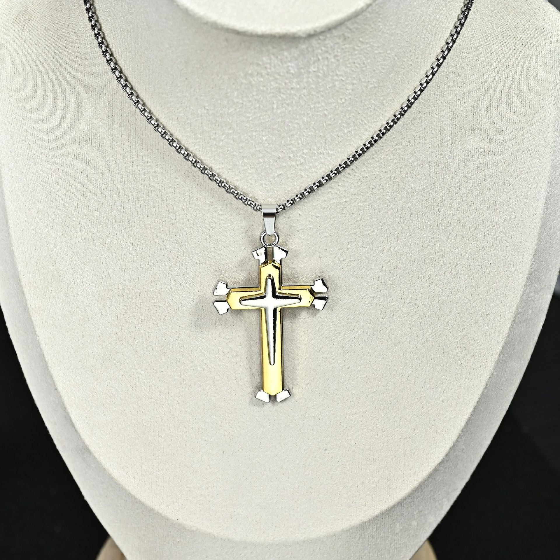 Wholesale Retro Vintage Cross Pendant Necklace For Men Stainless Steel Long Chain Chic Fashion Jewelry Accessory Gift