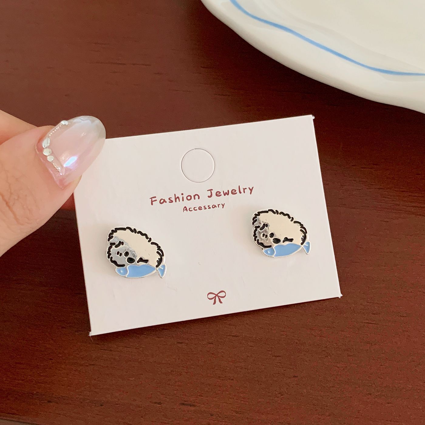 Wholesale Line graffiti blue dog earrings  silver needle cartoon cute small exquisite design earrings