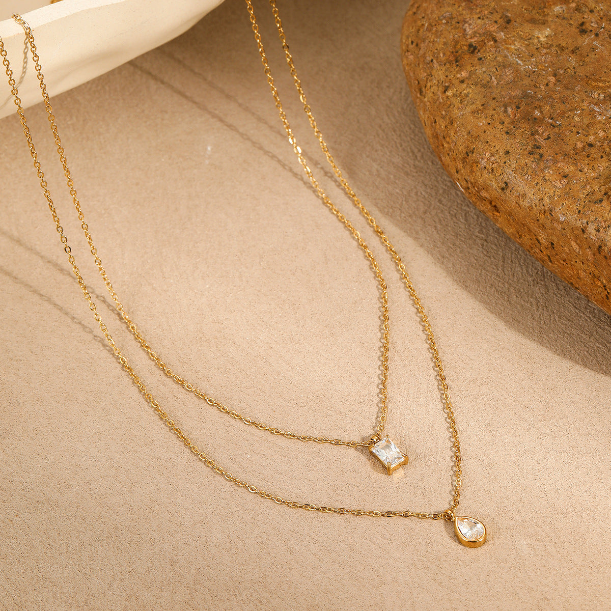 Wholesale Sophisticated Light Luxury Stainless Steel Teardrop Necklace with Zircon Inlay