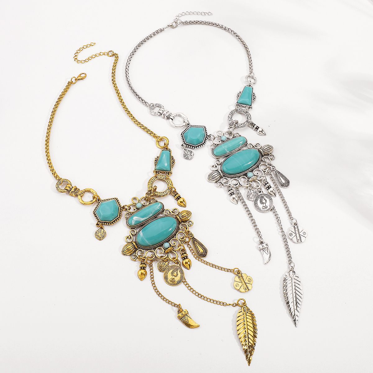 Wholesale  exaggerated pattern inlaid turquoise alloy necklace