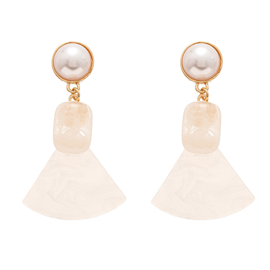 Wholesale Pearl Resin Cube Fan-Shaped Silver Post Earrings