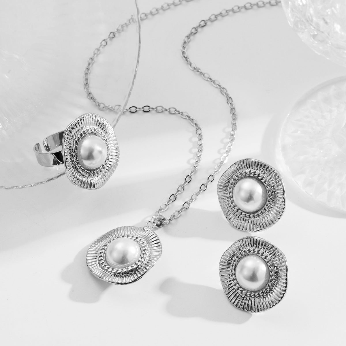 Wholesale Pleated Inlaid Pearl Earrings Ring Necklace Elegant Niche Geometric Alloy