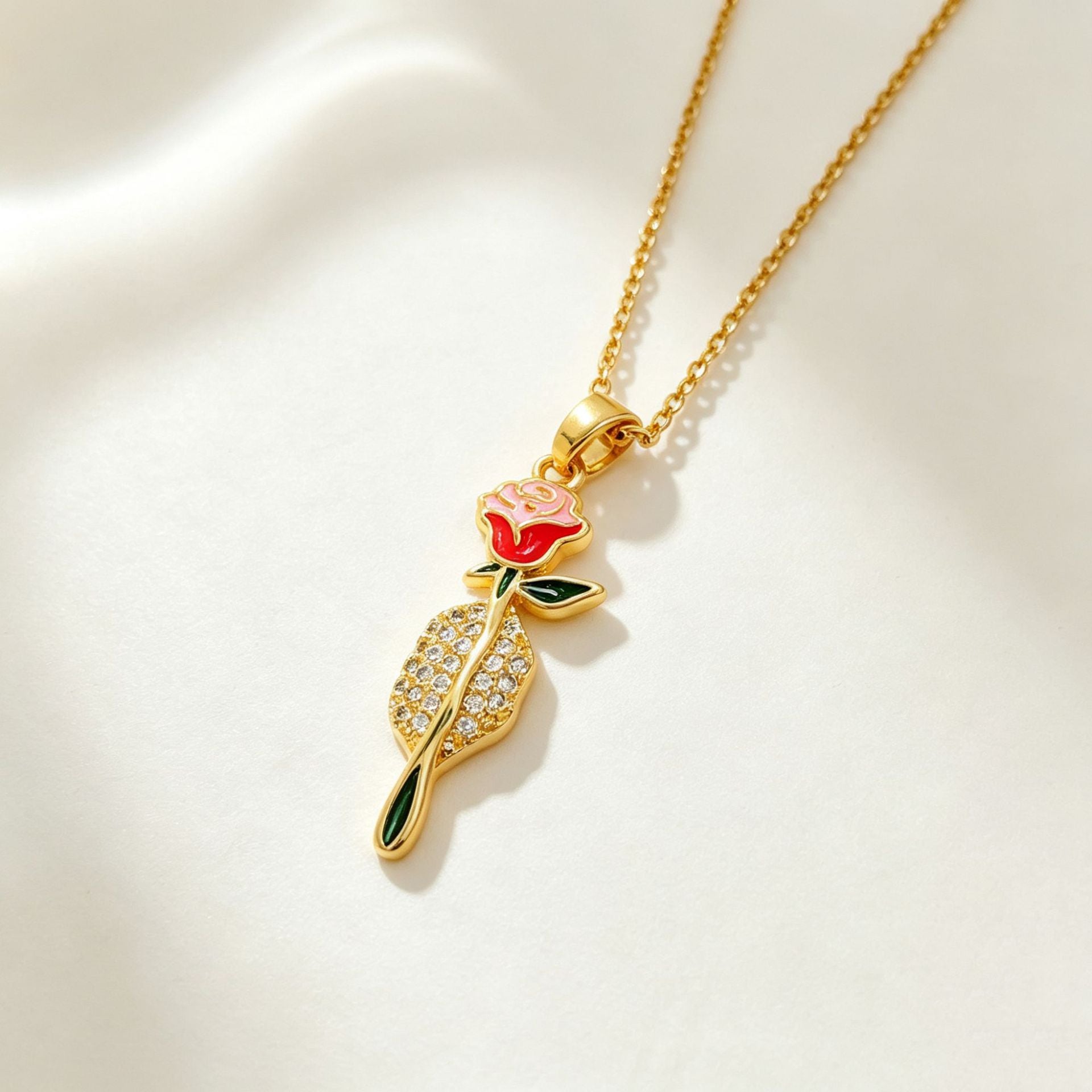 Wholesale Electroplated Copper Rose Flower Pendant Necklace,  Jewelry Accessory for Girls