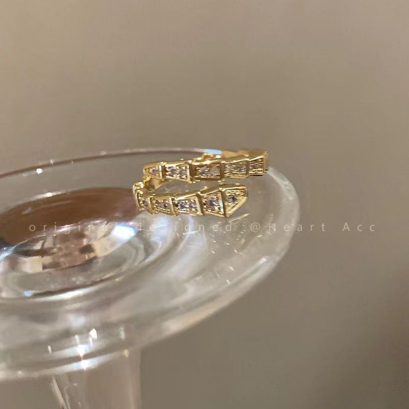 Wholesale Silver Tone Snake Ring With Rhinestones Open Design For Women Trendy Jewelry Accessory Gift