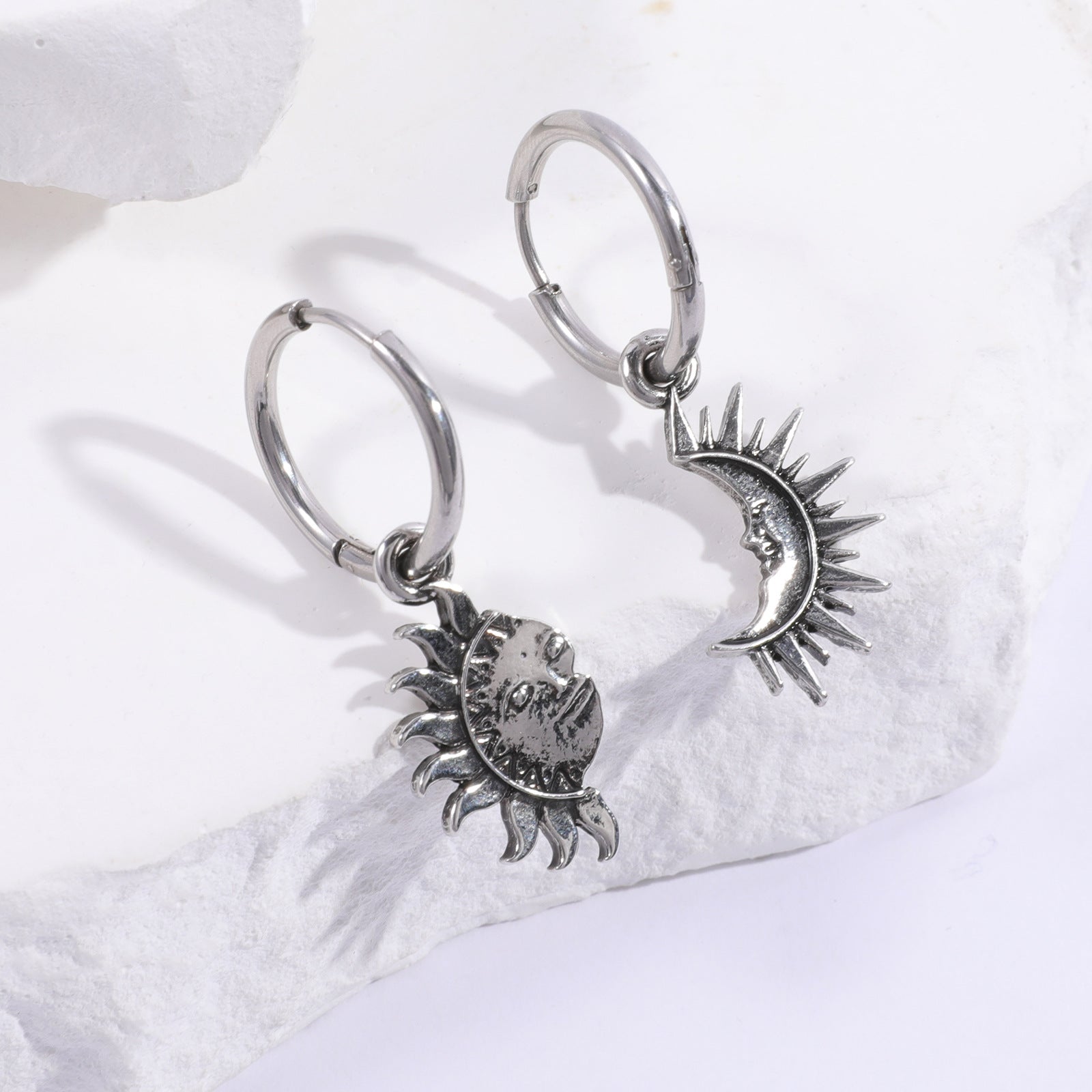 Wholesale  sun moon asymmetric couple earrings