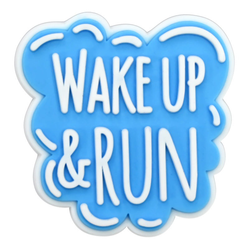 Decorazione casuale all'ingrosso della fibbia della scarpa in gomma morbida del PVC di serie di maratona da 100 pezzi