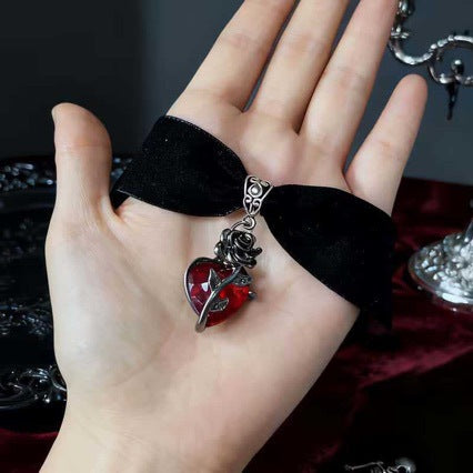 Wholesale Gothic Y2K Heart Pendant Necklace,  Fashion Jewelry Accessory for Party Gift