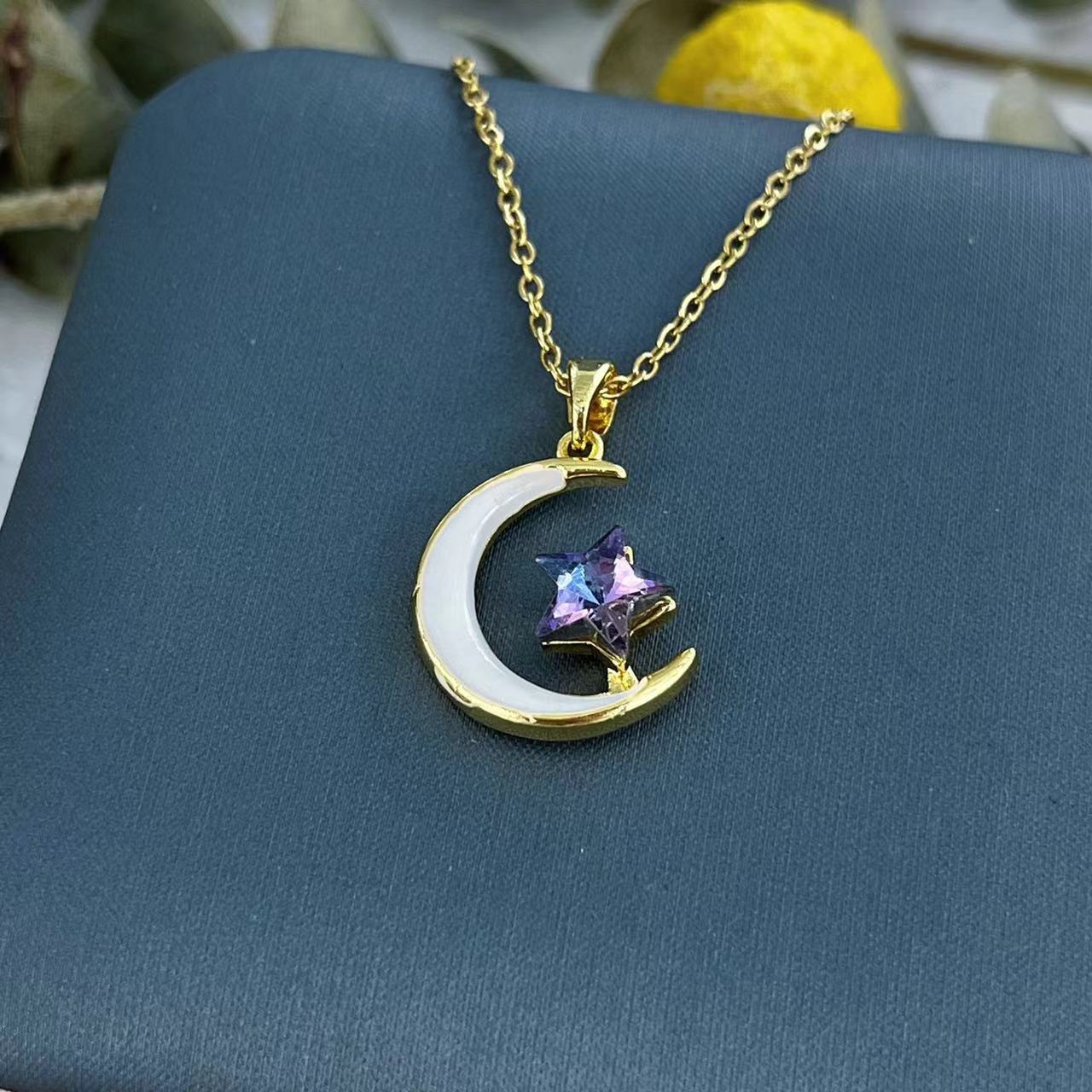 Wholesale  Light Luxury Titanium Steel Color-free Necklace