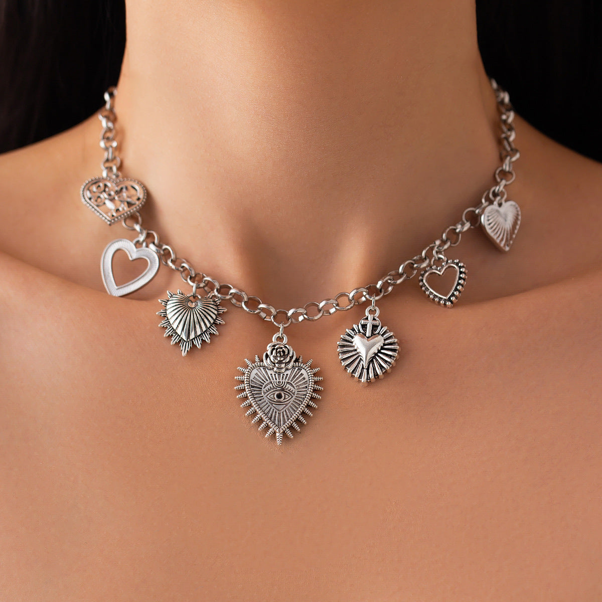 Wholesale Heart Hollow Pendant Necklace