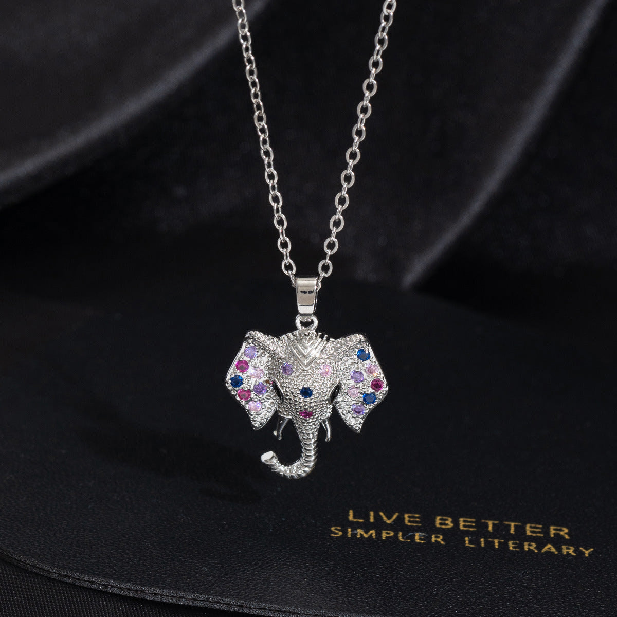 Wholesale Light Luxury Copper Zircon Elephant Pendant Choker Necklace For Women Fashion Accessory Gift Boutique Resale